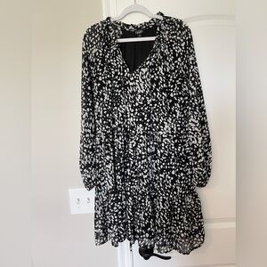GiGiO Long Sleeve Dress